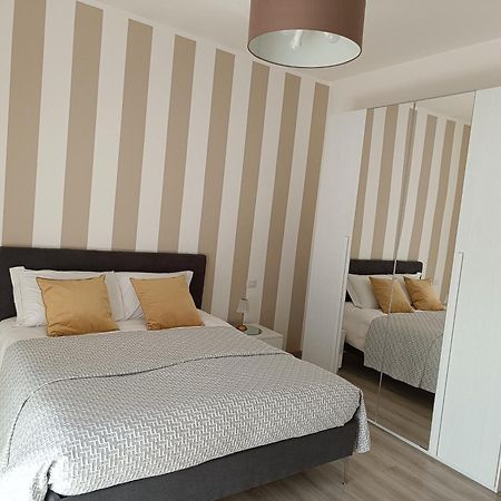 סטרסה Fior&Iris Apartments מראה חיצוני תמונה