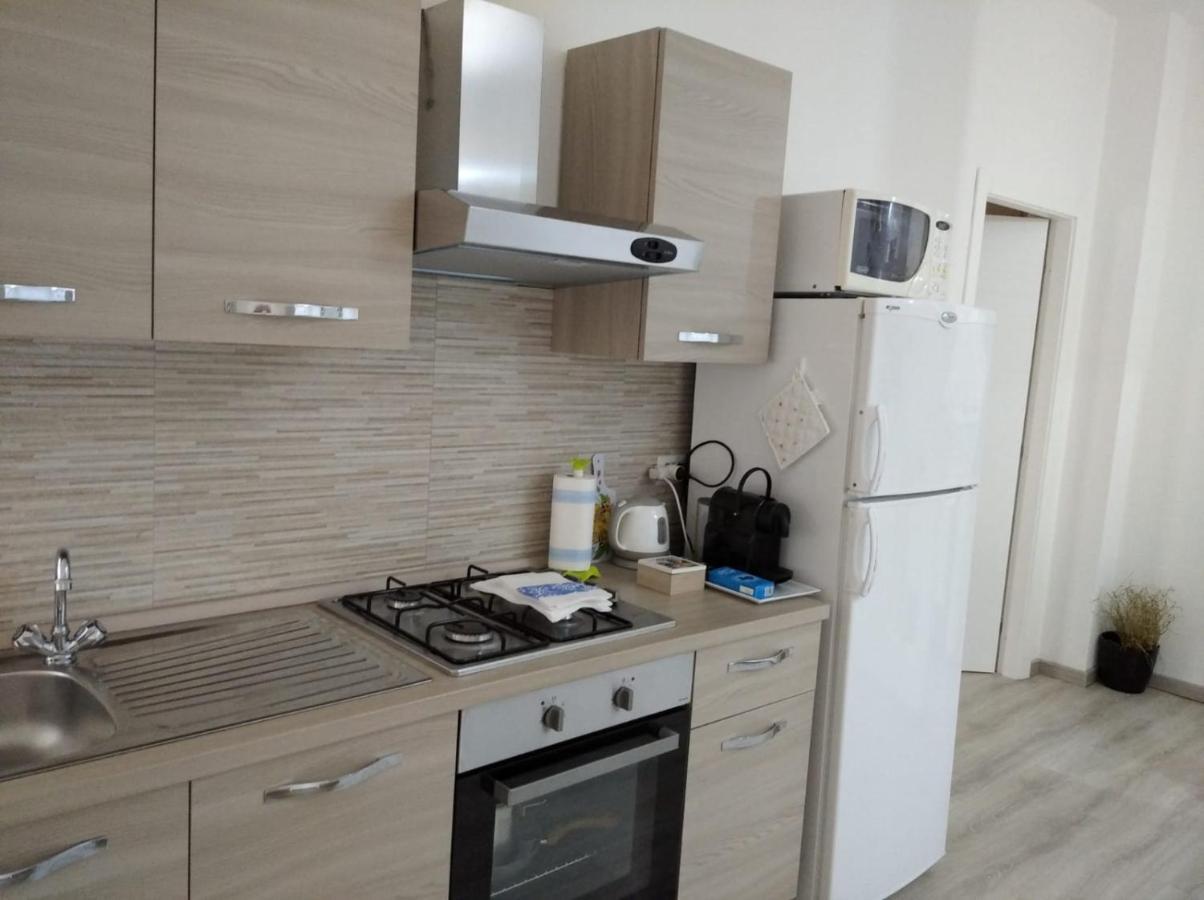 סטרסה Fior&Iris Apartments מראה חיצוני תמונה