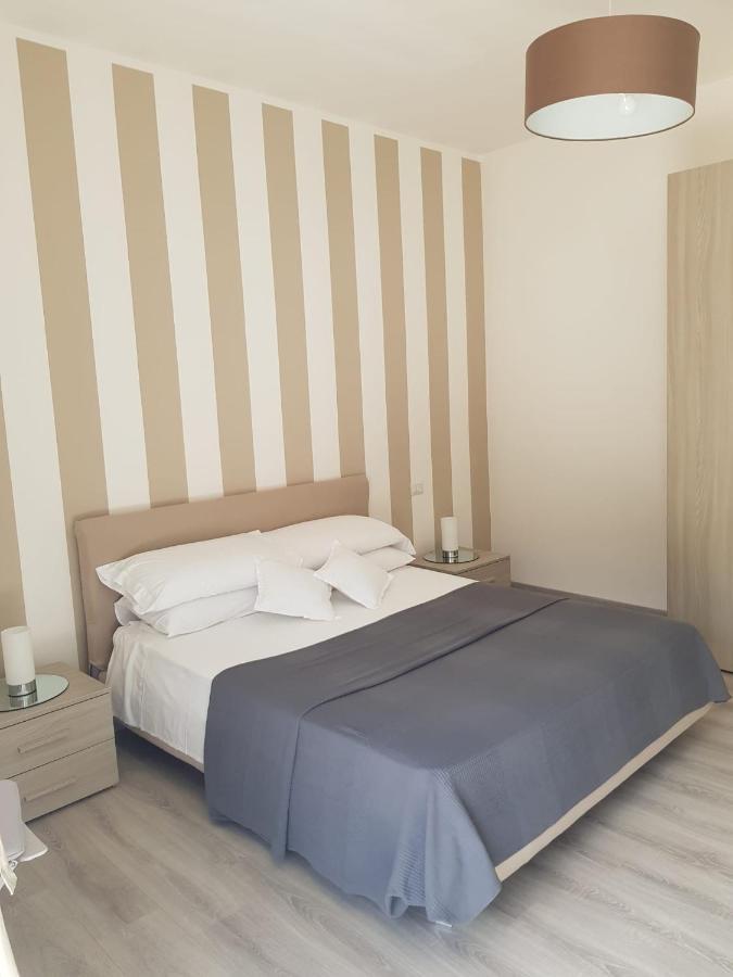 סטרסה Fior&Iris Apartments מראה חיצוני תמונה