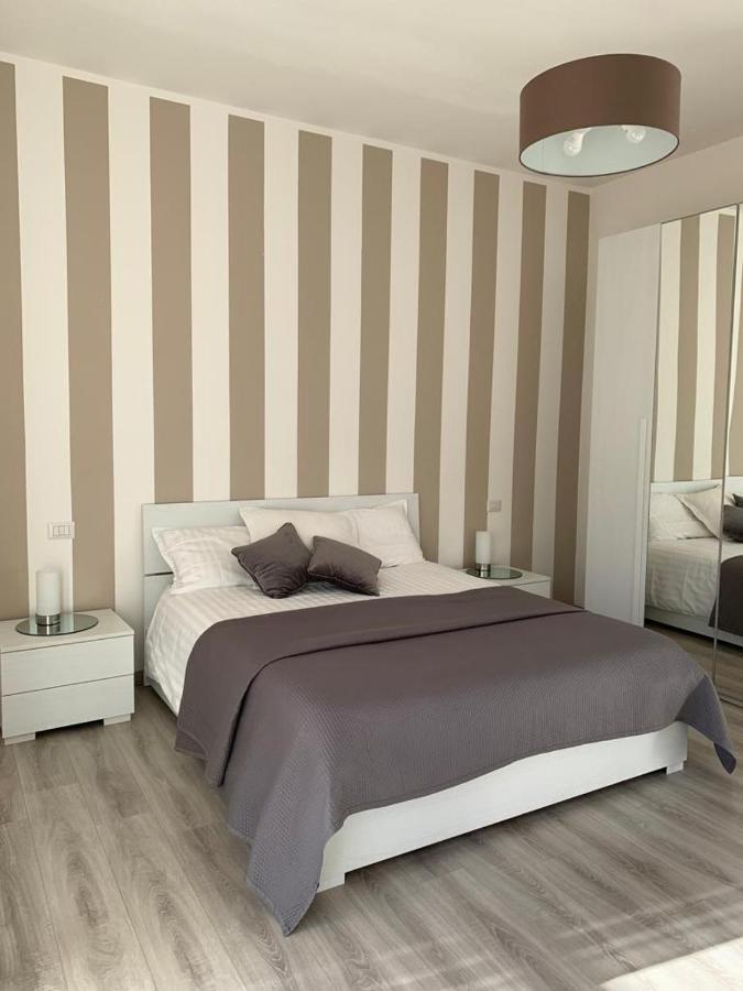 סטרסה Fior&Iris Apartments מראה חיצוני תמונה