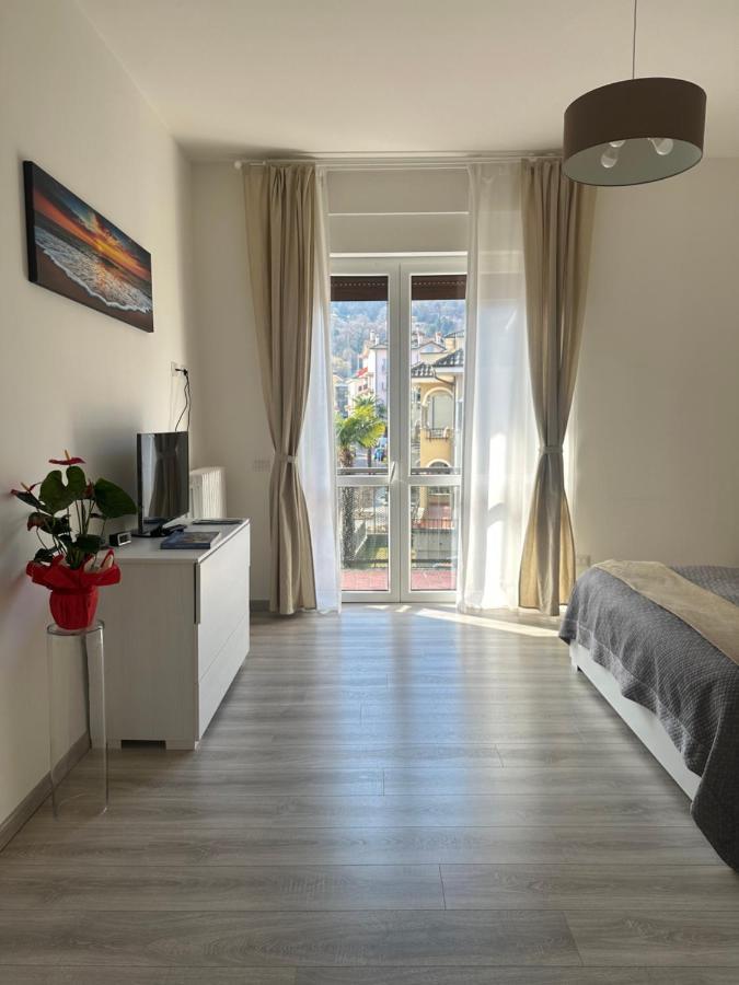 סטרסה Fior&Iris Apartments מראה חיצוני תמונה