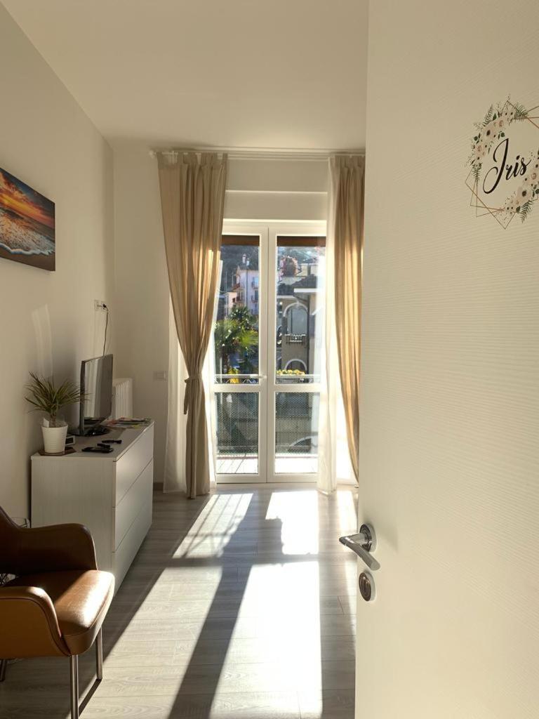 סטרסה Fior&Iris Apartments מראה חיצוני תמונה