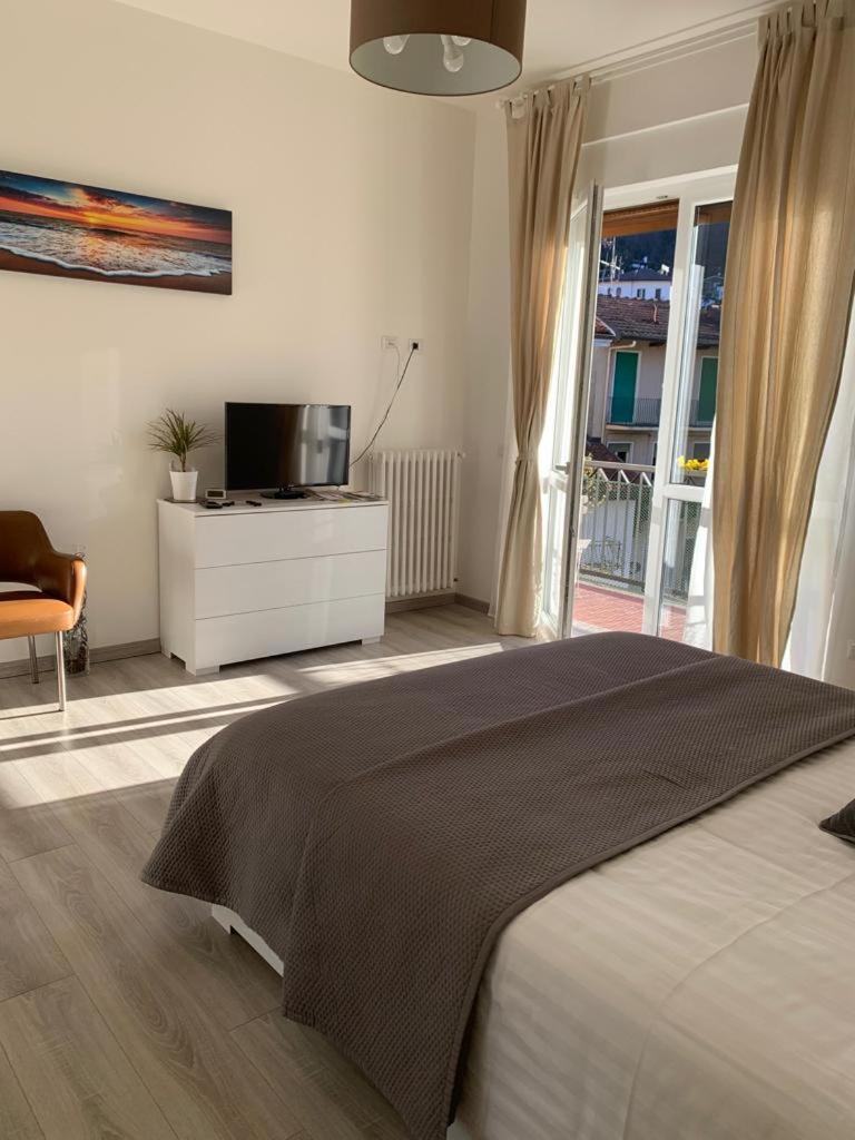 סטרסה Fior&Iris Apartments מראה חיצוני תמונה