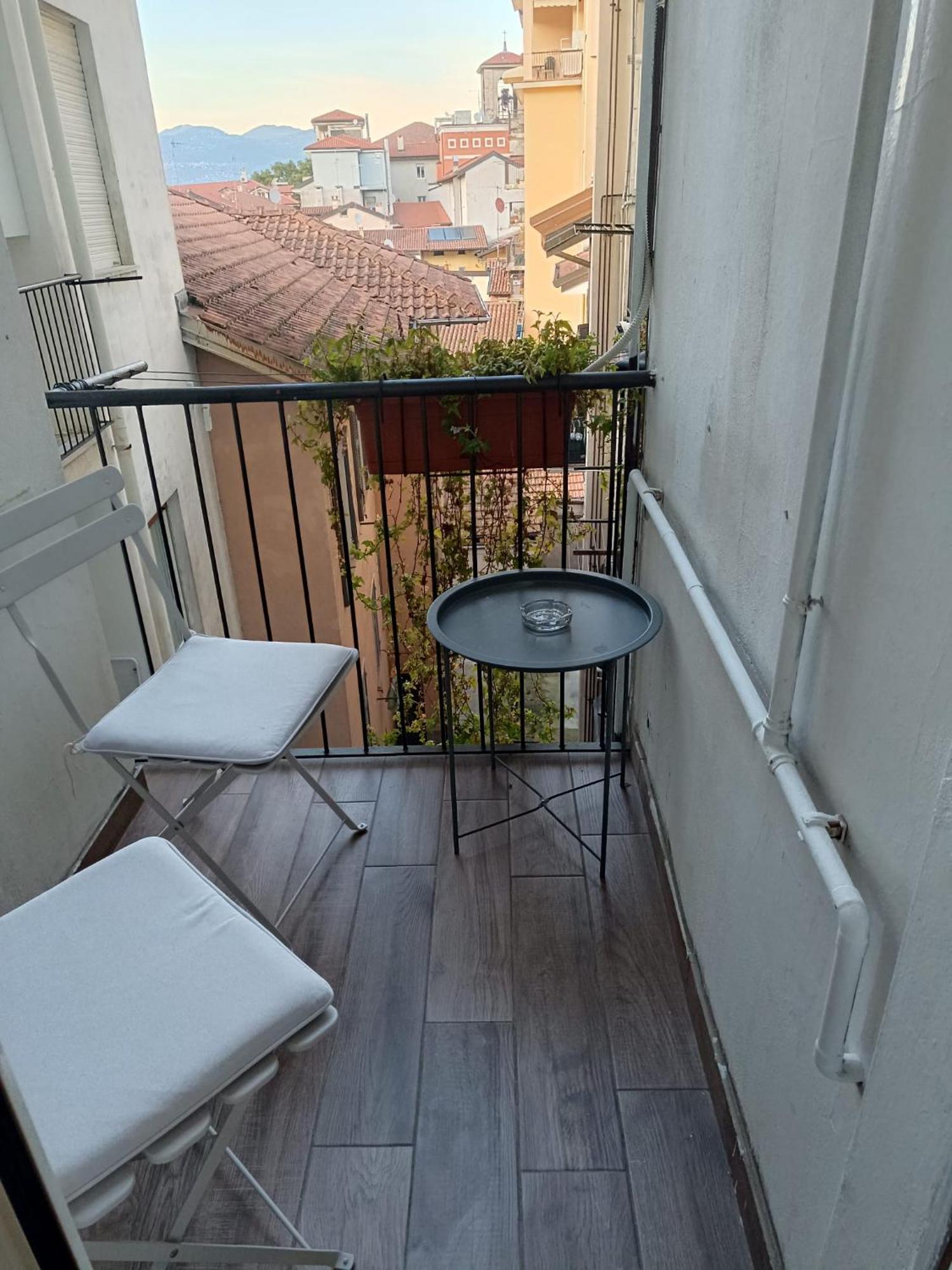 סטרסה Fior&Iris Apartments מראה חיצוני תמונה