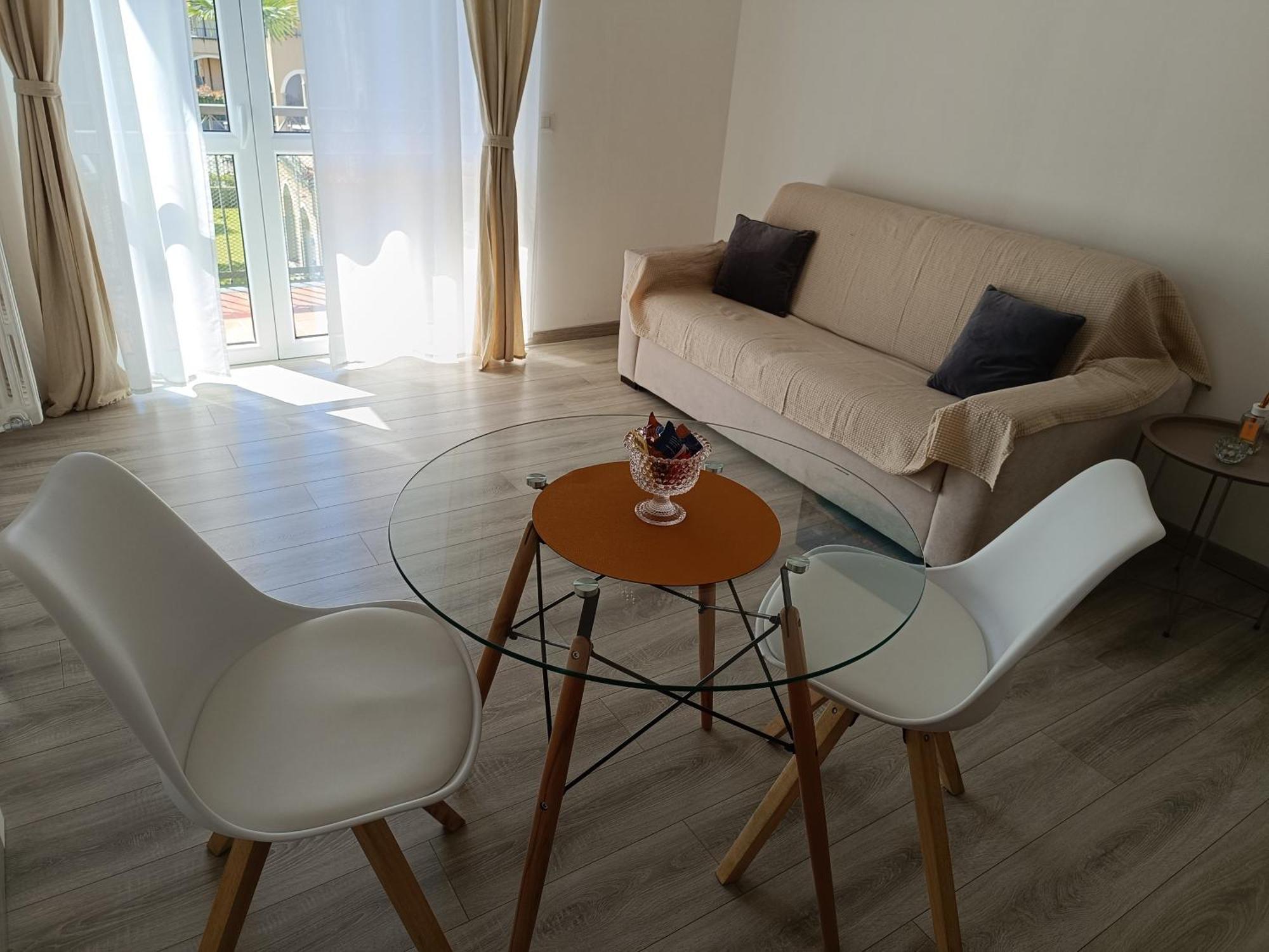סטרסה Fior&Iris Apartments מראה חיצוני תמונה